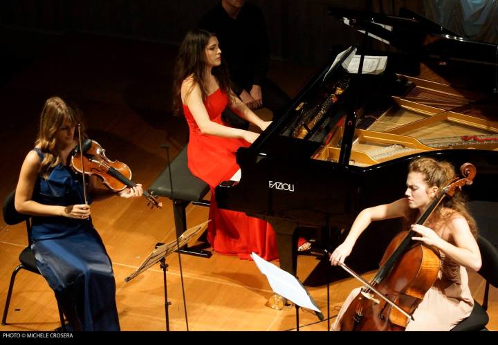 42233014_268661327097489_8559470234350649344_o